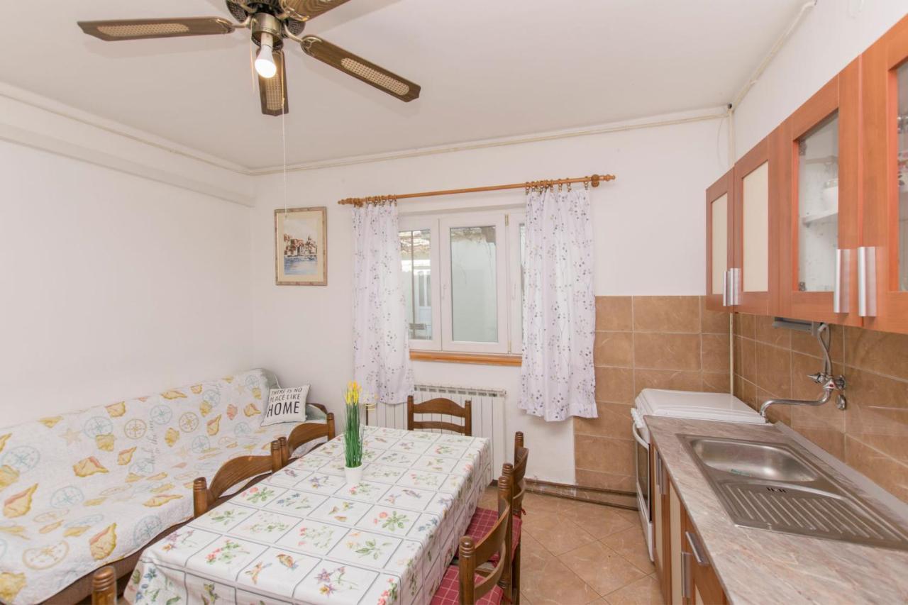 Apartments Miroslava Βόντιτσε Εξωτερικό φωτογραφία