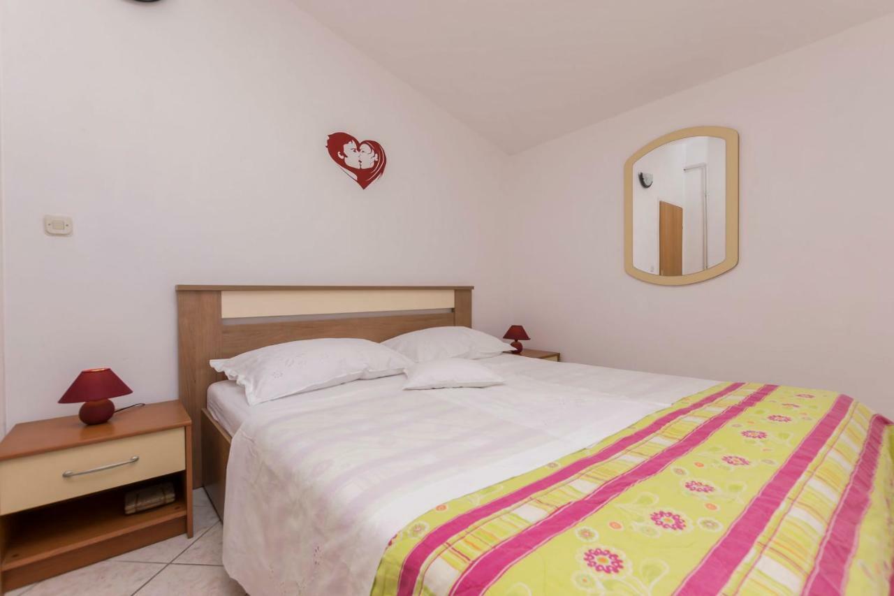 Apartments Miroslava Βόντιτσε Εξωτερικό φωτογραφία
