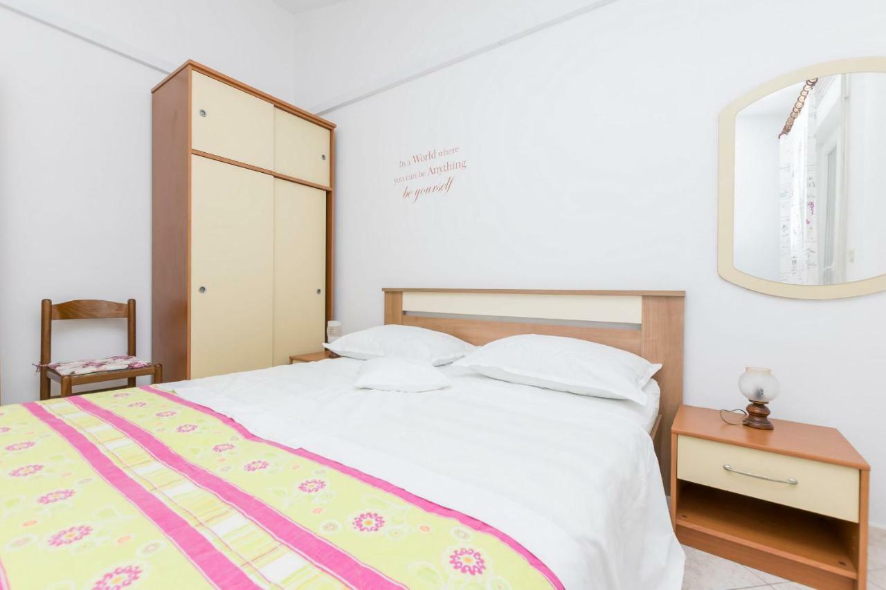 Apartments Miroslava Βόντιτσε Εξωτερικό φωτογραφία